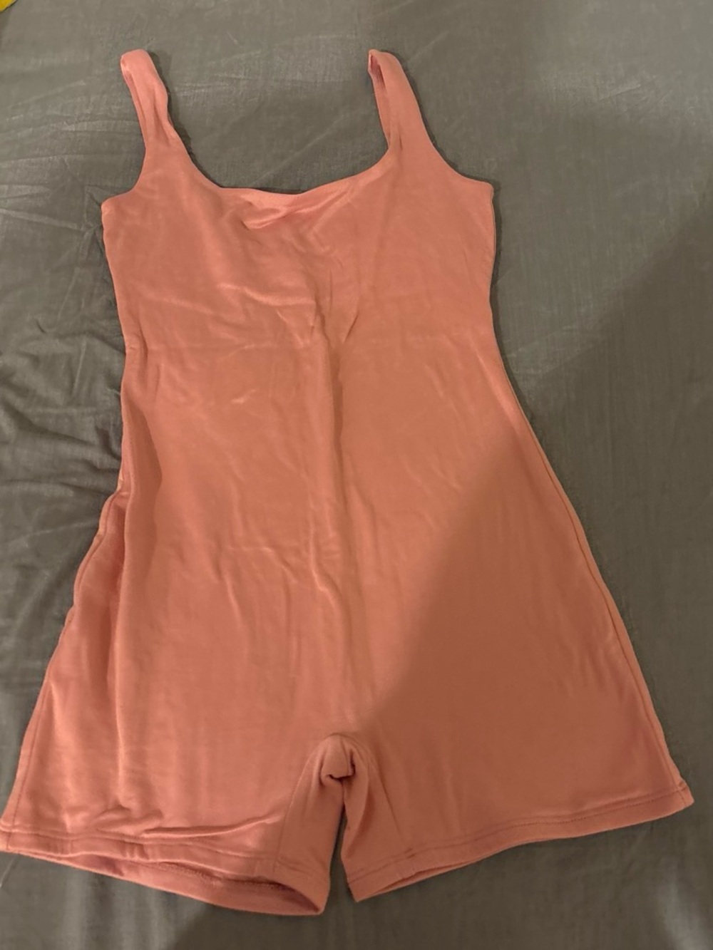 Sleeveless Scoop Romper in Pink Rose size small new never worn